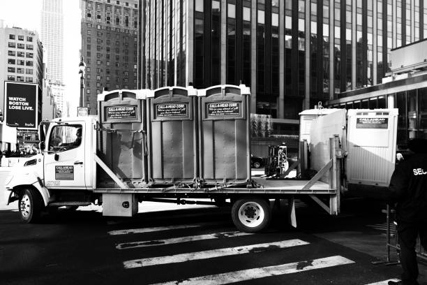 Best Restroom trailer rental cost  in Harrison, MI